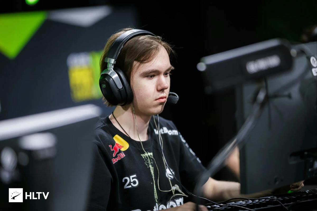 S11世界赛队伍数据统计：T1场均用时最长，LCK视野恐怖